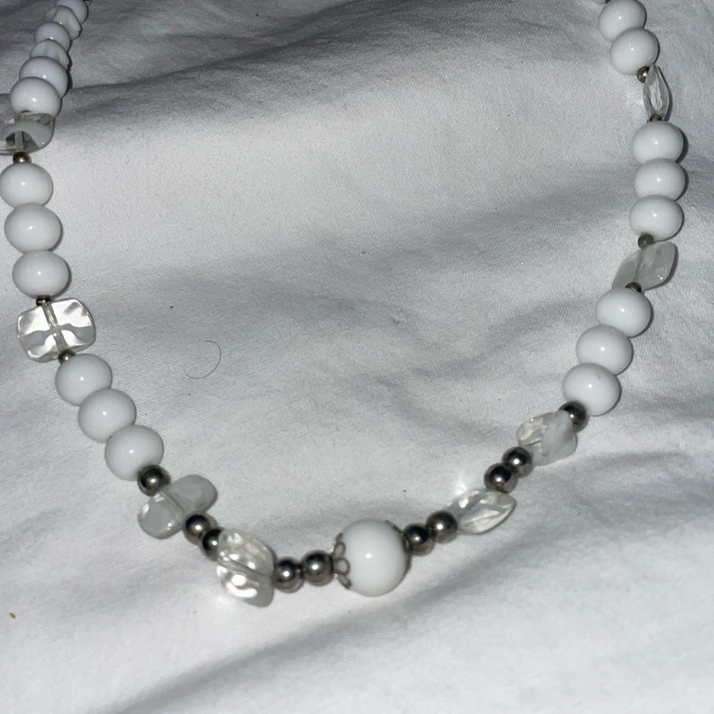 Vintage silver tone clear white acrylics multi bead strand necklace lobster - Picture 1 of 5